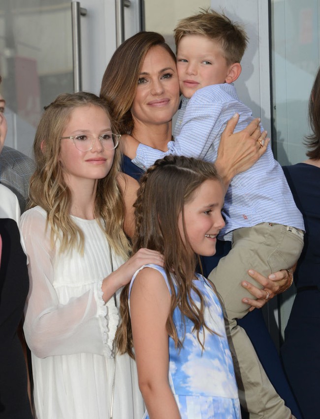 Violet Affleck merupakan anak sulung dari pernikahan Jennifer Garner bersama Ben Affleck. Dia memiliki dua adik, satu perempuan dan satu laki-laki. Foto: Getty Images/Albert L. Ortega
