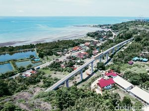 Indahnya Pemandangan dari Kereta Api Sulsel Rute Stasiun Garongkong-Maros