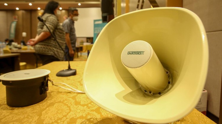 Keren, Speaker Ini Bisa Berkamuflase Jadi Batu PT Integra Mitra Solusi (IMS) memperkenalkan produk PA System (Public Address System) dengan menggandeng pabrikan audio system asal China yaitu DSPPA (Digital Signal Process Public Address). Pengenalan produk produk Inovatif DSPPA, dalam gelaran Dealer Gathering dengan mengangkat tema memodernisasi dan update technology dalam PA system Indonesia di Jakarta.