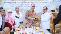PT. SkinSol Kosmetik Industri juga sudah menggunakan sistem 4.0 Industri yang diluncurkan  Kementrian Perindustrian beberapa waktu lalu. Hal ini membuat KOMISI VII DPR RI tertarik untuk berkunjung dan melihat langsung Ke Pabrik Jasa Maklon Kosmetik yang terletak di Padalarang Kabupaten Bandung tersebut. 