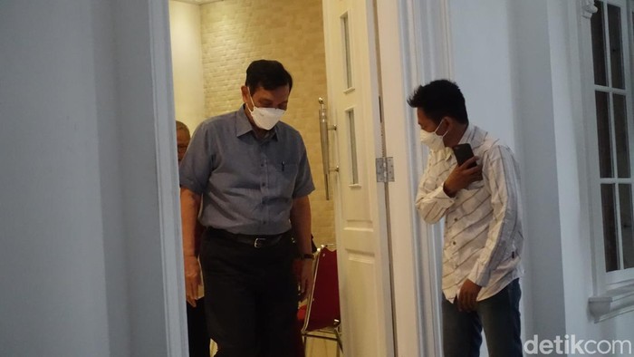 Luhut datangi kediaman Erina di Sleman, Sabtu (3/12/2022).