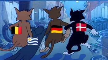 Meme Tom and Jerry muncul. Ceritanya para raksasa sepakbola terpaksa pulang karena tersingkir di babak grup. Foto: (Twitter)