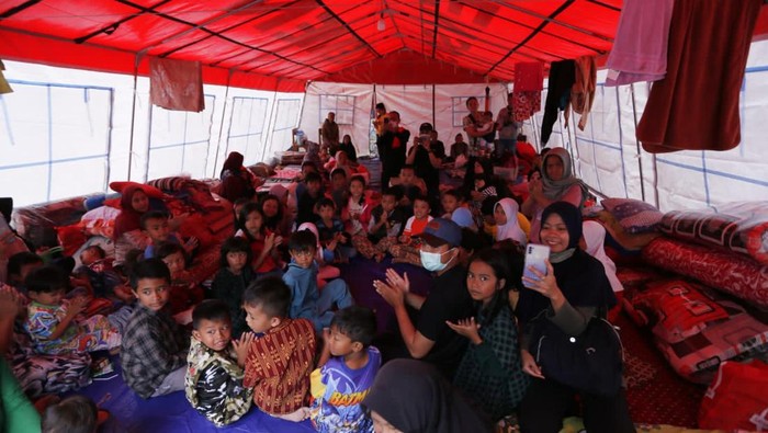 Pengungsi korban gempa Cianjur.