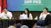 Dira mengingatkan bahwa jutaan rakyat Indonesia menggantungkan hidupnya pada perusahaan startup. Mereka percaya perusahaan tersebut dapat mengangkat kehidupan ekonomi rumah tangga mereka.