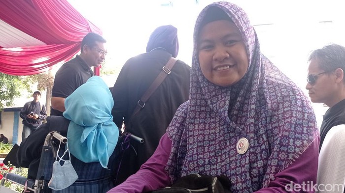 Sarah Kumala Dewi mengkritik kebijakan Pemkot Bandung soal keberpihakan pada disabilitas.