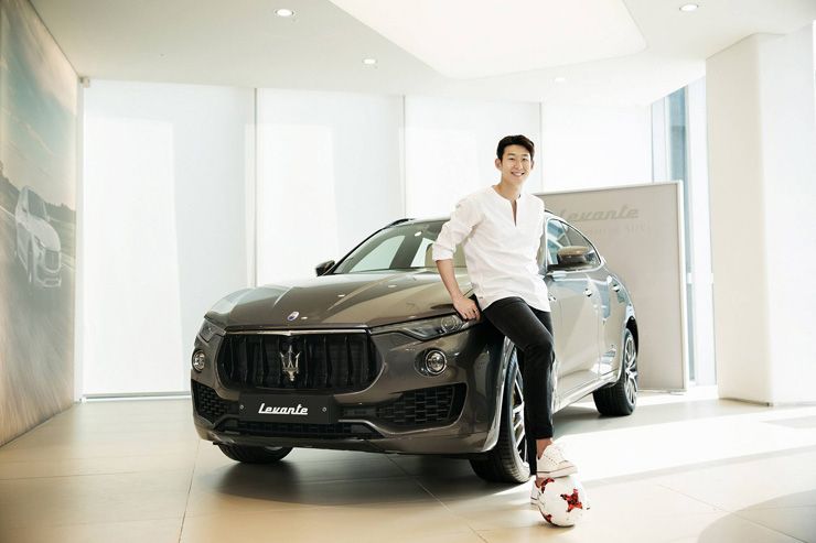 Son Heung-min Bersama Maserati Levante.