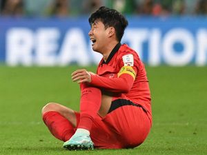Momen Emosional Son Heung-min