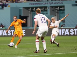 Skor 2-0 menutup babak pertama.