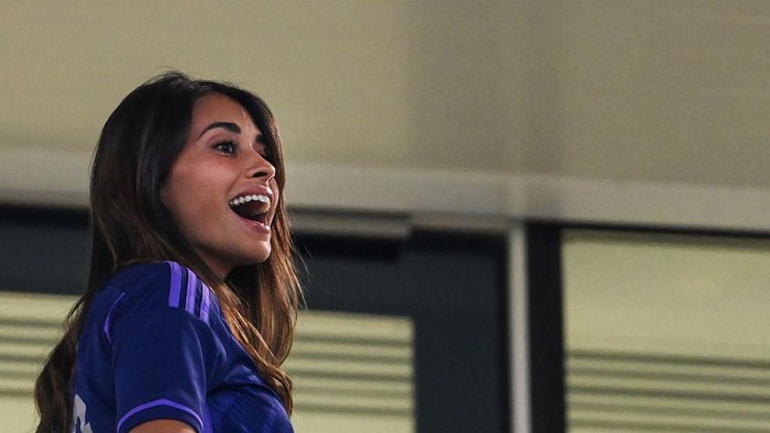 Istri Lionel Messi, Antonella Roccuzzo (Photo by Odd ANDERSEN / AFP) (Photo by ODD ANDERSEN/AFP via Getty Images)