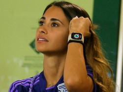 7 Gaya Istri Messi Nonton Argentina Menang Lawan Australia, Jadi Sorotan