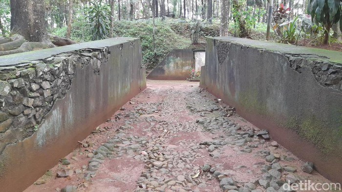 Benteng Palasari di Sumedang.