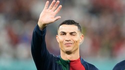 Ronaldo Raih Penghargaan Bergengsi dari Portugal