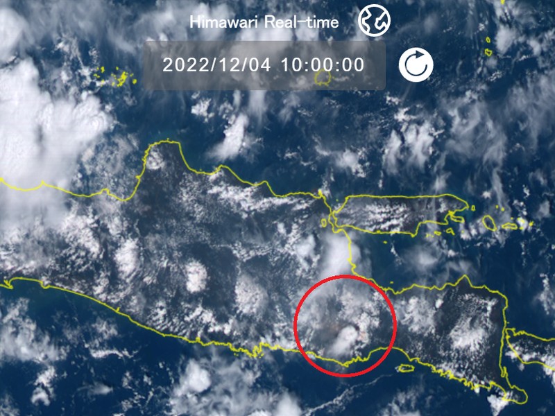 Erupsi Semeru 4 Desember 2022 Dipotret Satelit Himawari 8