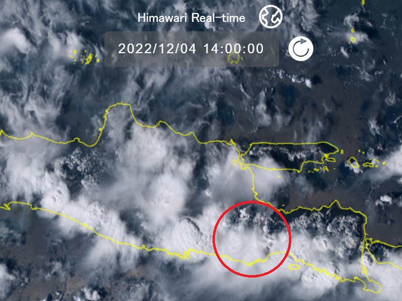 Erupsi Semeru 4 Desember 2022 Dipotret Satelit Himawari 8