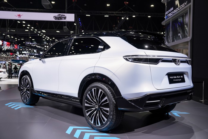 Honda HR-V Listrik Mejeng di Thailand Honda HR-V Listrik Mejeng di Thailand