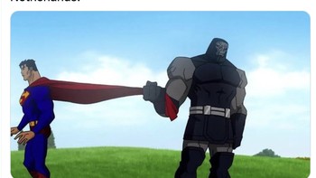 Superman sebagai perlambang Amerika tidak berdaya karena dijinakkan oleh Darkseid yang adalah Belanda. Foto: Twitter