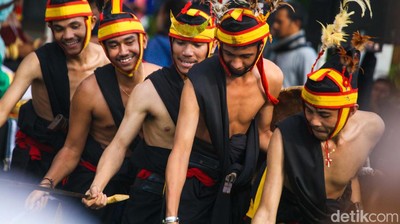 Mengenalkan Eksotisme Sumba Barat NTT di CFD Jakarta