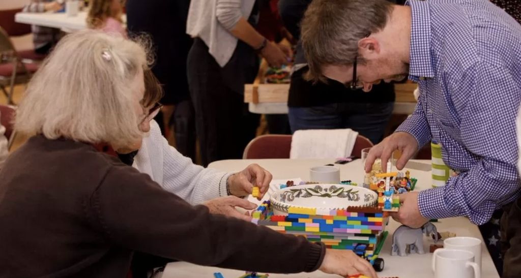 Oliver Farrelly dibaptis dengan font yang terbuat dari Lego (Dok: MARTIN WOLFENDEN)