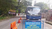 One Way Arah Jakarta Diberlakukan, Mobil Menuju Puncak Disetop Dulu