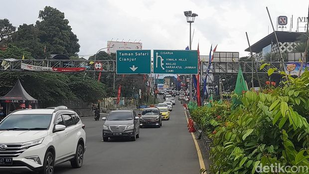 Penerapan One Way Puncak arah Jakarta