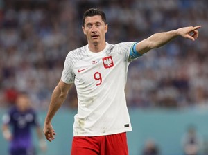 Deschamps: Robert Lewandowski Itu...