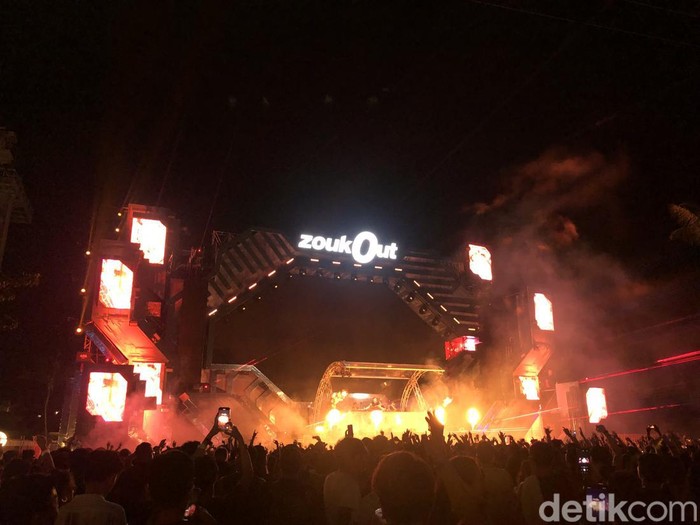 zoukout