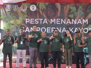 Sampoerna Kayoe Tanam 450 Ribu Lebih Bibit Pohon