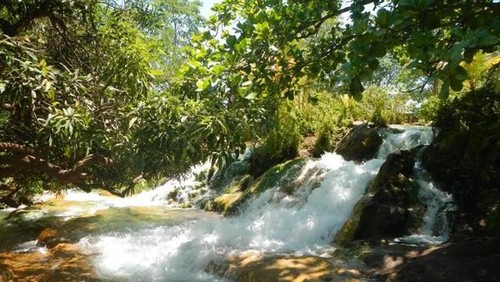 Potret sumber air panas Mengeruda.