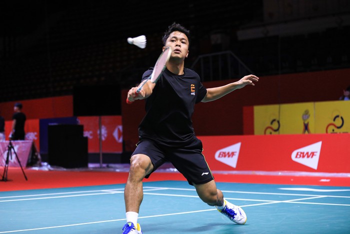 Anthony Ginting, Rionny Mainaky
