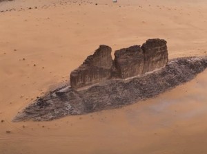 Ada Ikan Raksasa di Gurun Arab Saudi!