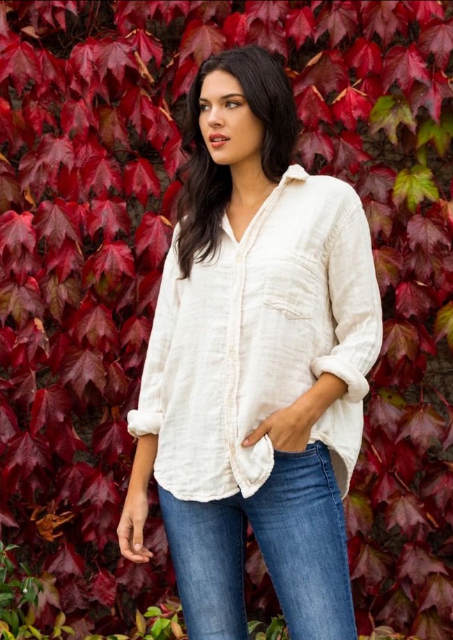 Pengakuan Emily Adonna mengundang kritik. Banyak netizen menyebut dirinya tidak bersyukur dengan anugerah yang dia dapat. Foto: Instagram/@emilyadonna