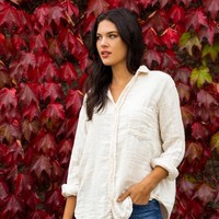 Pengakuan Emily Adonna mengundang kritik. Banyak netizen menyebut dirinya tidak bersyukur dengan anugerah yang dia dapat. Foto: Instagram/@emilyadonna