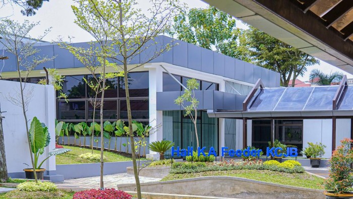 Hall feeder Kereta Cepat Jakarta Bandung