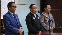 Kompetisi Liga 1 2022/2023 direncanakan dilaksanakan dengan sistem bubble. Digelar di Bantul (Stadion Sultan Agung), Sleman (Stadion Maguwoharjo), Magelang (Stadion M. Soebroto), Solo (Stadion Manahan), dan Semarang (Stadion Jatidiri).