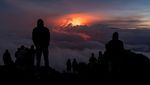 Nggak Ada Takutnya! Letusan Gunung Berapi di Hawaii Malah Jadi Tontonan