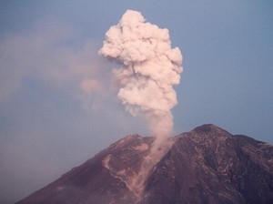 Legenda Gunung Semeru Sebagai Paku Pulau Jawa