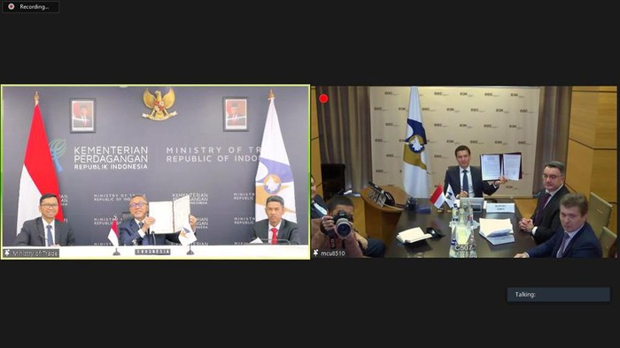 RI Bidik Ekspor Sawit-Sepatu lewat Kerja Sama dengan Rusia-Kazakhstan Menteri Perdagangan Zulkifli Hasan (Zulhas) menghadiri Peluncuran Perundingan Perjanjian Perdagangan Bebas Indonesia-Eurasia Economic Union (EAEU).