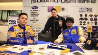 Subaru Indonesia menjalin kerja sama dengan Urban Sneakers Society (USS) dan RawType Riot (RTR) untuk menghadirkan produk fashion Rally Golden Era yang ikonik.