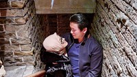 Syahrini dan Reino Barack terlihat sangat mesra dalam salah satu unggahan di Instagram. Foto: instagram