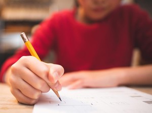 5 Contoh Artikel Ilmiah Singkat yang Benar untuk Tugas Kuliah