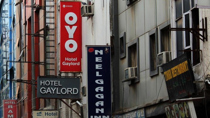 Untuk yang kesekian kalinya badai PHK terjadi lagi di perusahaan startup. Kali ini PHK terjadi di raksasa agregator hotel asal India, OYO Hotels and Homes Pvt Ltd.