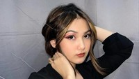 Namun kini, Aisyah Aqilah balikan lagi dengan Jeff Smith dan lebih romantis serta menjaga satu sama lain. (Foto: dok Instagram)