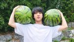 Jelang Wajib Militer, Ini 10 Momen Jin BTS Asyik Kulineran