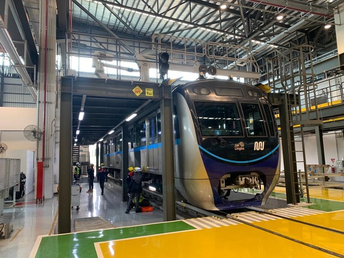 Gedung Workshop MRT di Depo Lebak Bulus