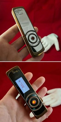 HP Jadul Berdesain Nyeleneh
