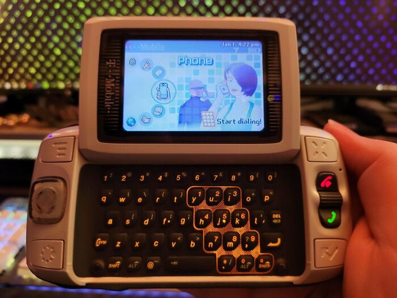 HP Jadul Berdesain Nyeleneh