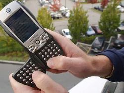 Deretan HP Jadul Berdesain Nyeleneh Bikin Tercengang, Pernah Lihat?