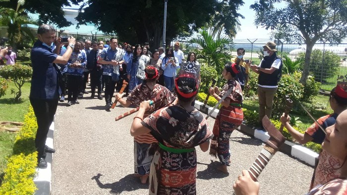 Ketum Partai Demokrat AHY tiba di Kupang, Nusa Tenggara Timur (NTT) dengan jet pribadi, Selasa (6/12/2022) pukul 10.57 Wita.