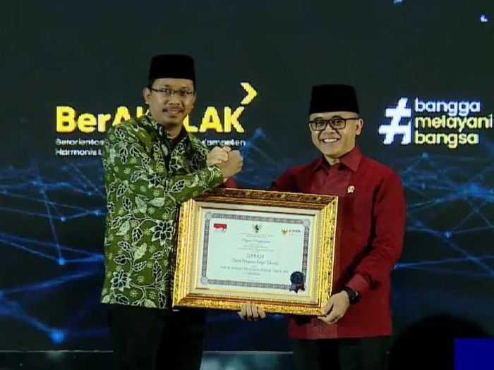 Layanan Digital Sipraja Pemkab Sidoarjo Raih Penghargaan Top 45 Inovasi Pelayanan Publik
