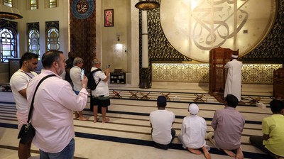 Masjid di Qatar Jadi Daya Tarik Suporter Non-Muslim Piala Dunia